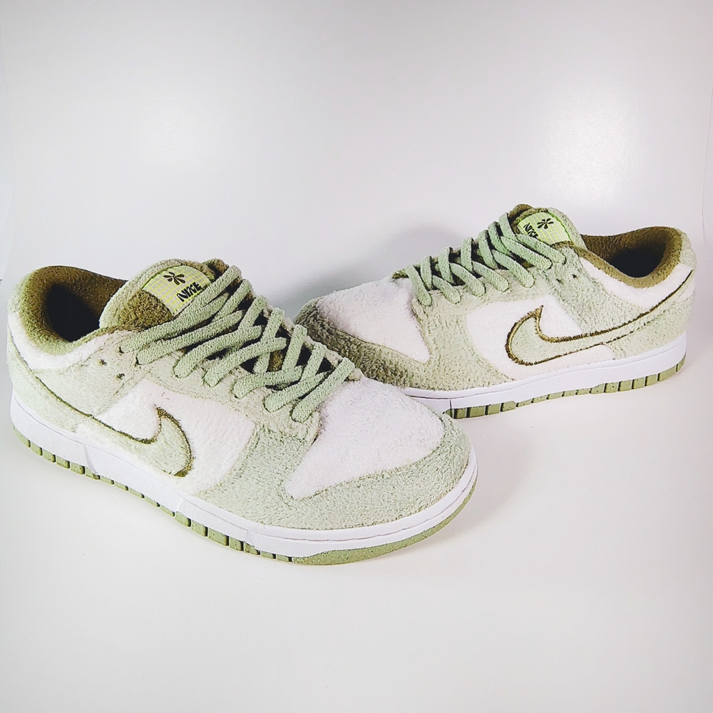 Nike Dunks Women's Fleece Collection sneaker shoes